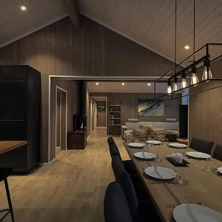 Hodlekvevegen 301, Ski Inn/ut Holiday home Sogndal